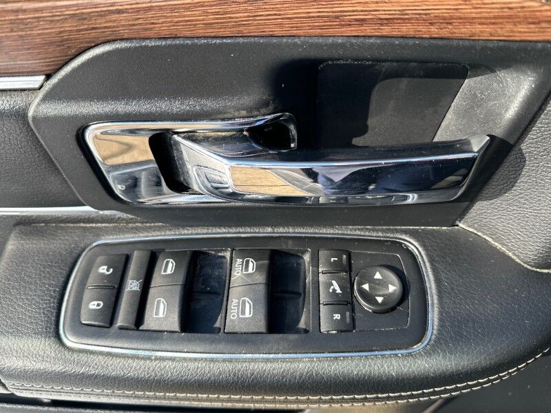 2016 Ram 1500 Laramie Crew Cab 4WD Arlington VA