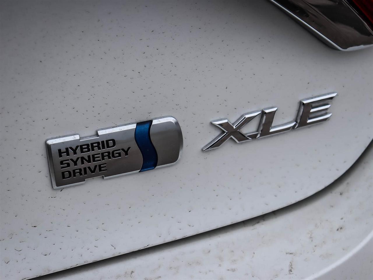 2016 Toyota Camry Hybrid XLE Mississauga ON