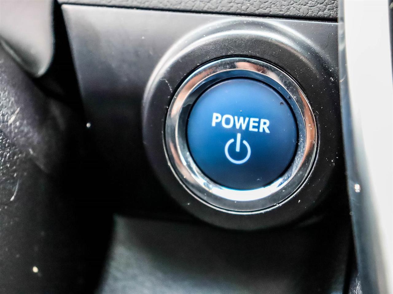 2016 Toyota Camry Hybrid XLE Mississauga ON