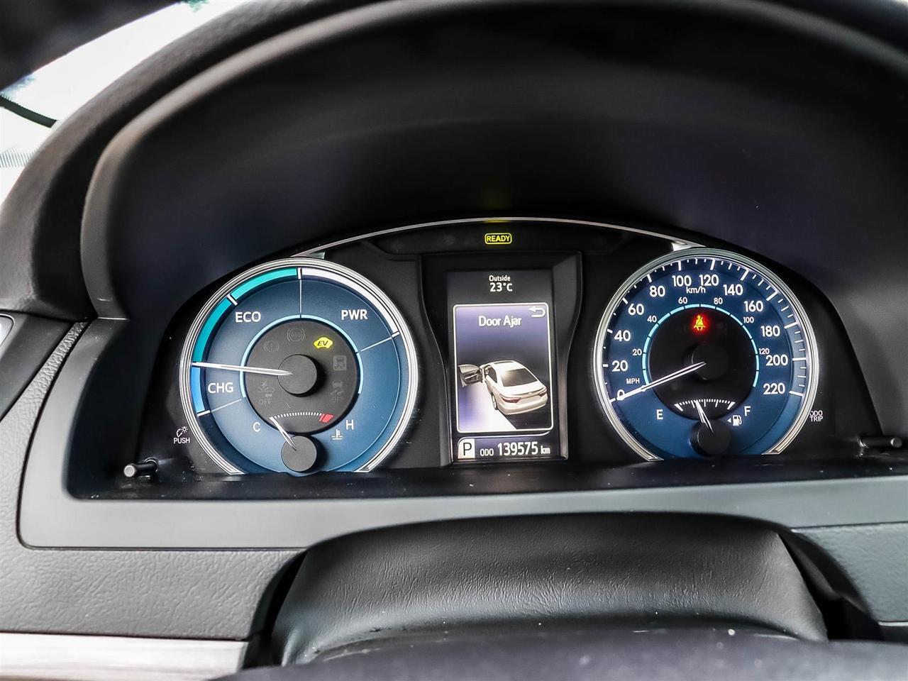 2016 Toyota Camry Hybrid XLE Mississauga ON