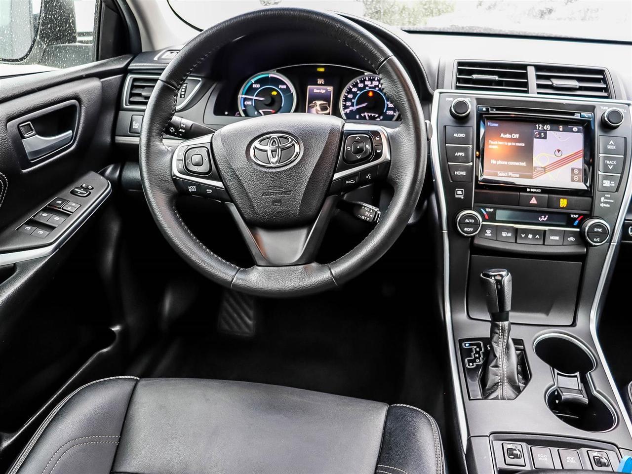 2016 Toyota Camry Hybrid XLE Mississauga ON