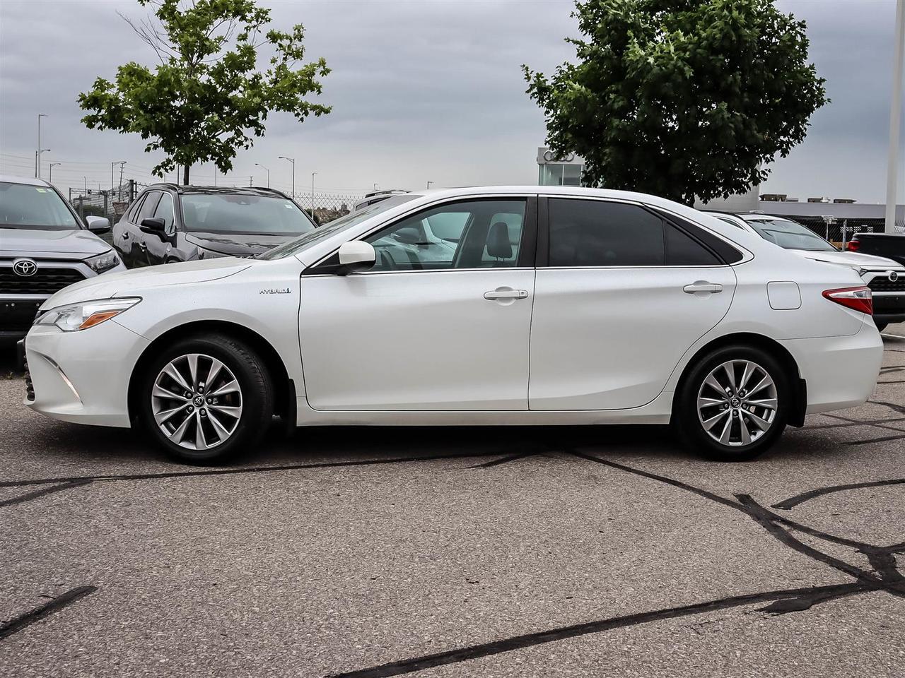 2016 Toyota Camry Hybrid XLE Mississauga ON