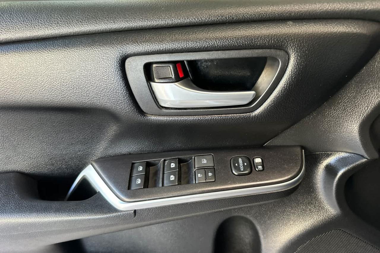 2016 Toyota Camry SE Roseville CA