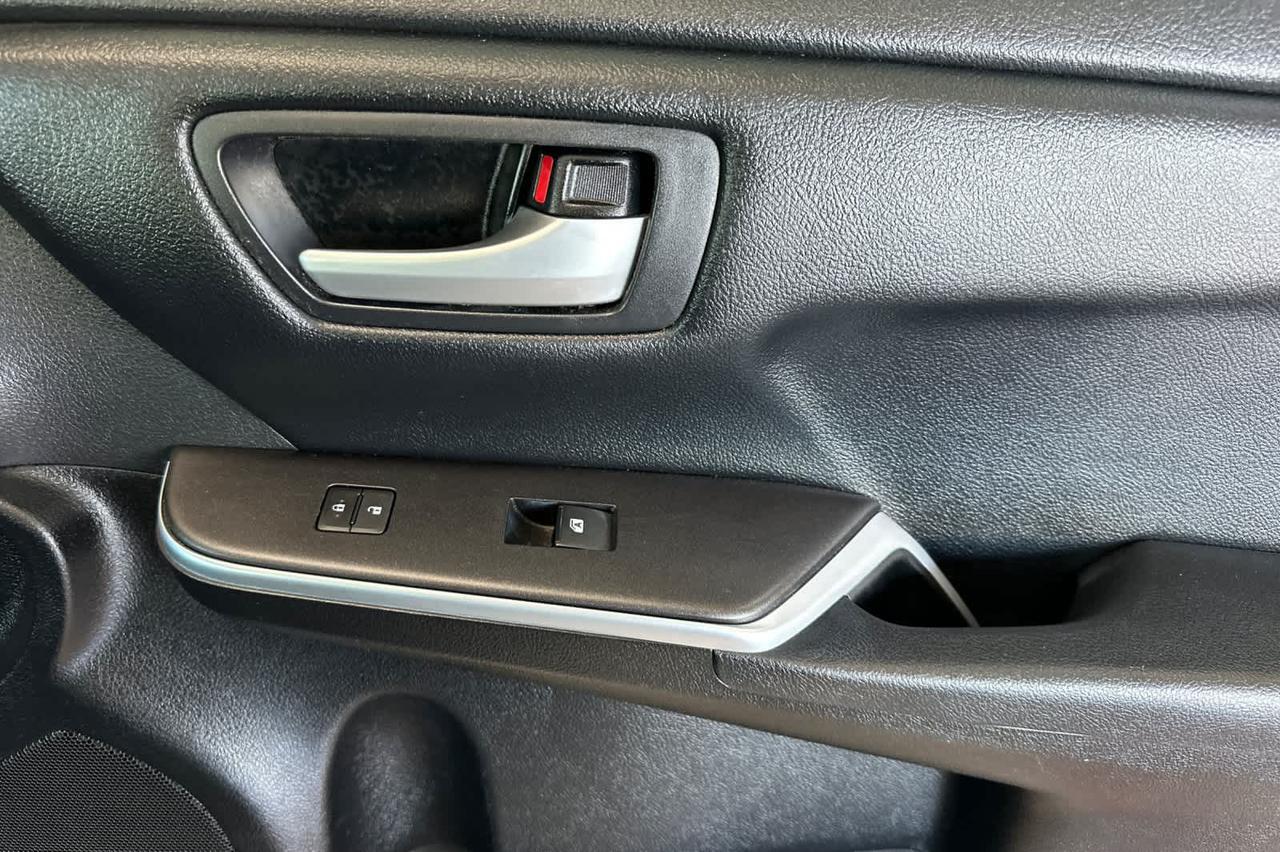 2016 Toyota Camry SE Roseville CA