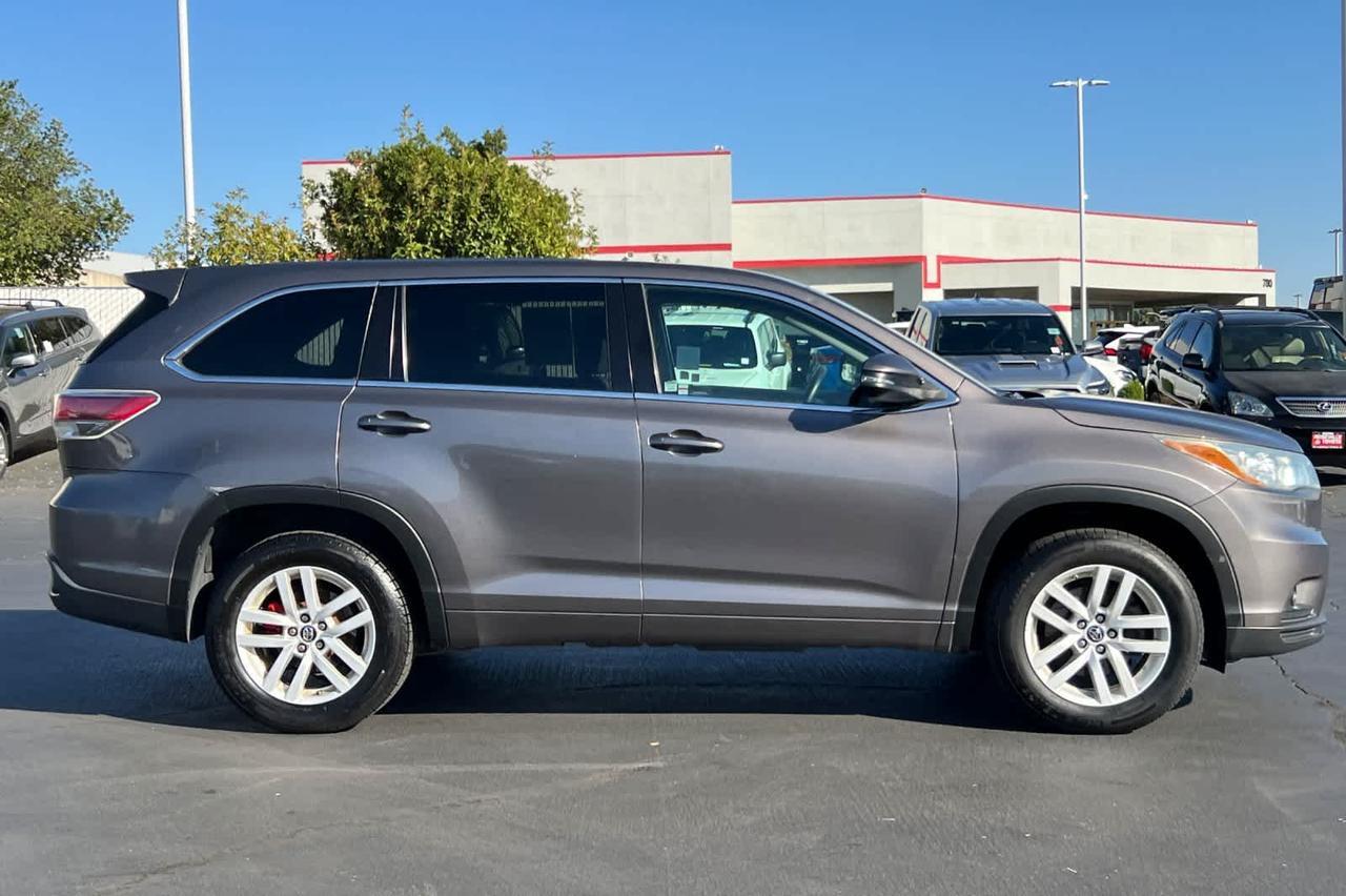 2016 Toyota Highlander LE Roseville CA