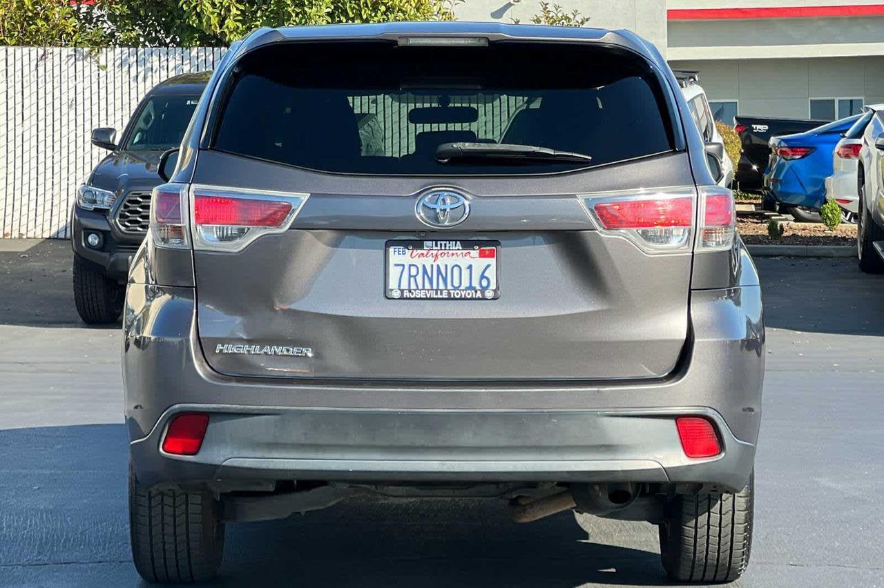 2016 Toyota Highlander LE Roseville CA