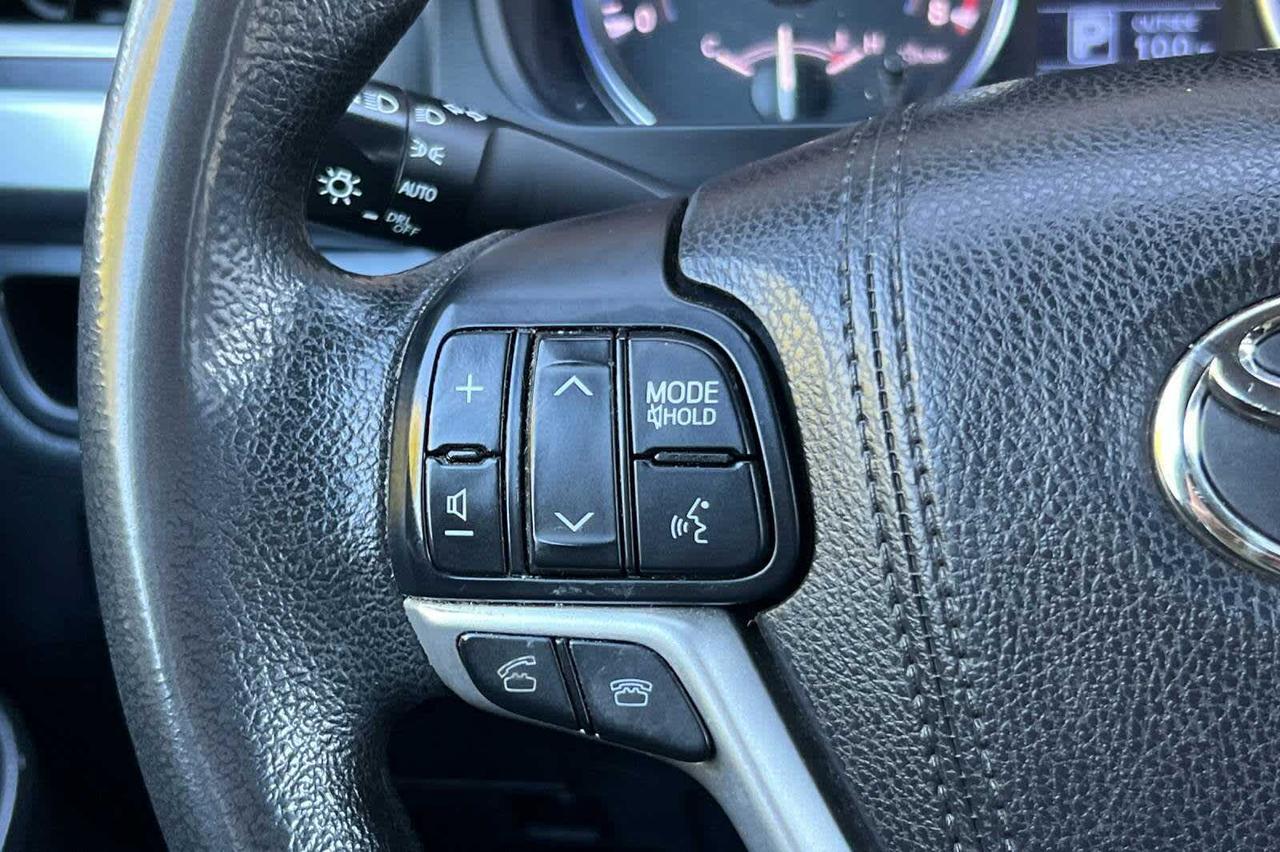 2016 Toyota Highlander LE Roseville CA