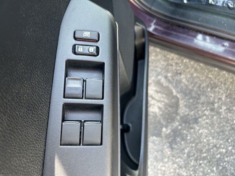 2016 Toyota RAV4 XLE - GREAT SERVICE HISTORY Webster MA 2016 Toyota RAV4 XLE - GREAT SERVICE HISTORY Webster MA