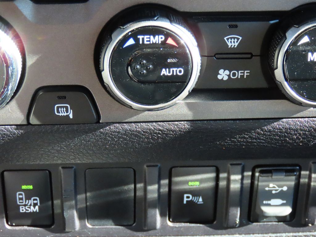 2016 Toyota Tacoma TRD Sport