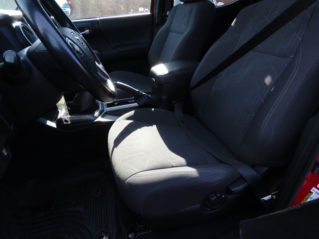 2016 Toyota Tacoma TRD Sport