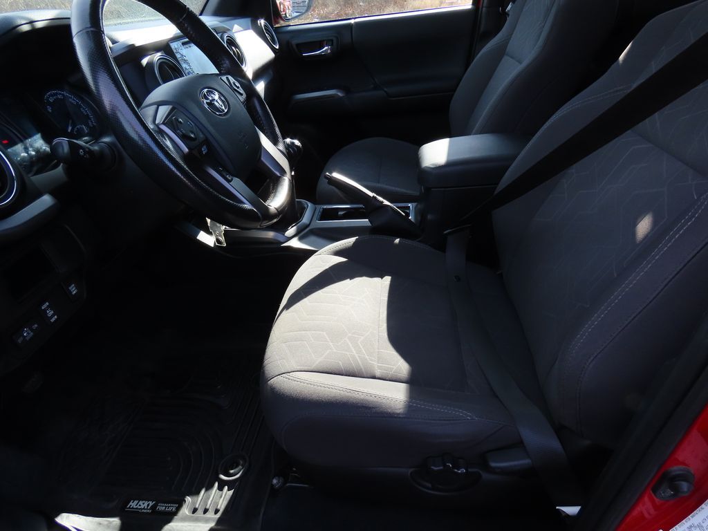 2016 Toyota Tacoma TRD Sport