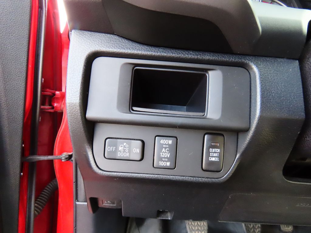 2016 Toyota Tacoma TRD Sport