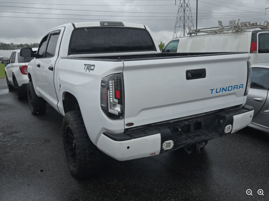 2016 Toyota Tundra SR5 2016 Toyota Tundra SR5