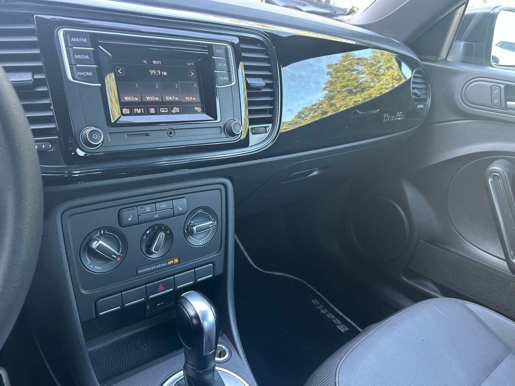 2016 Volkswagen Beetle 1.8T Classic Tampa FL