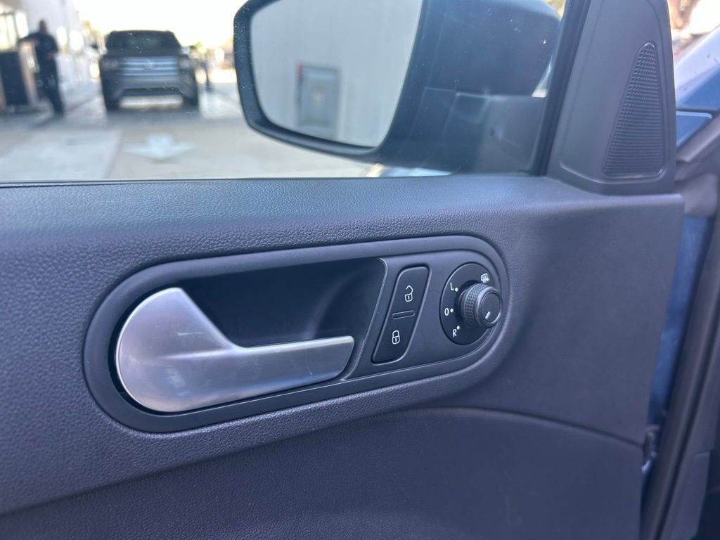 2016 Volkswagen Beetle 1.8T Classic Tampa FL