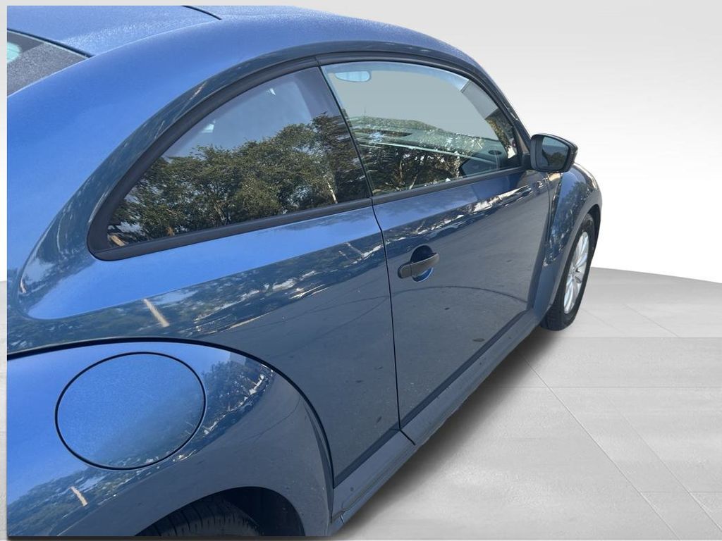 2016 Volkswagen Beetle 1.8T Classic Tampa FL