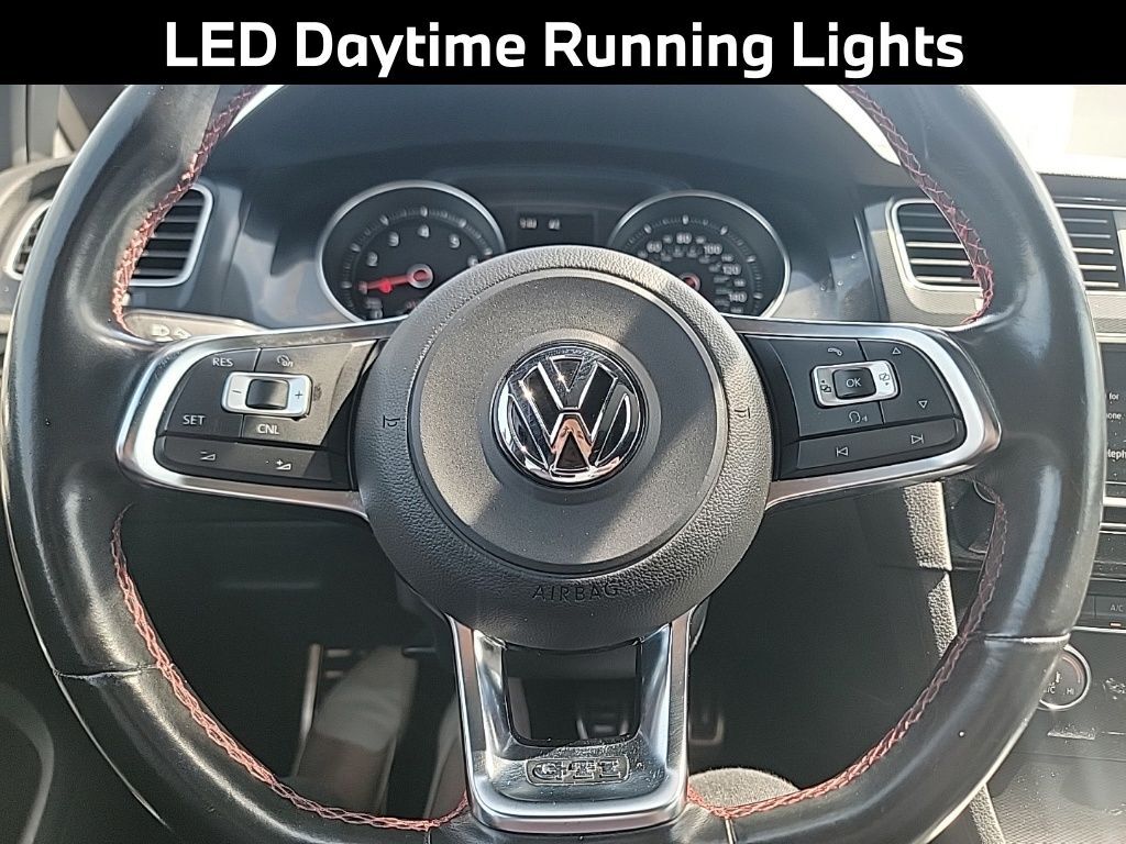 2016 Volkswagen Golf GTI SE