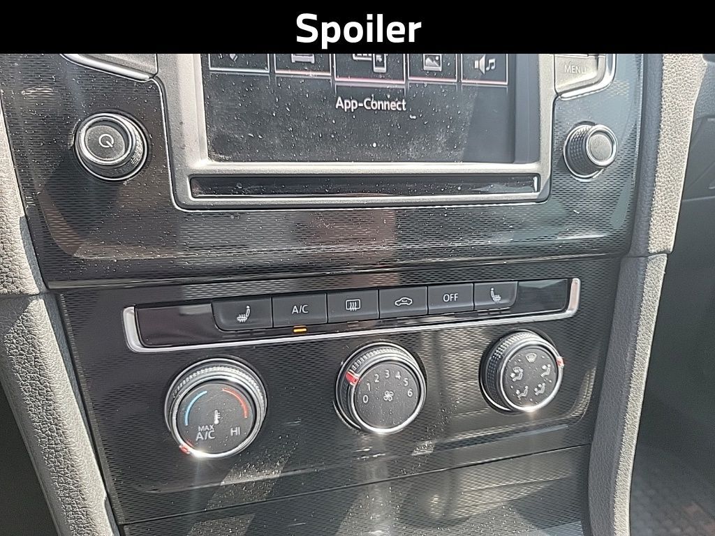 2016 Volkswagen Golf GTI SE