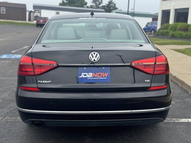 2016 Volkswagen Passat