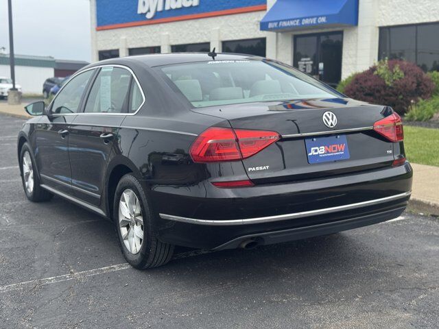 2016 Volkswagen Passat