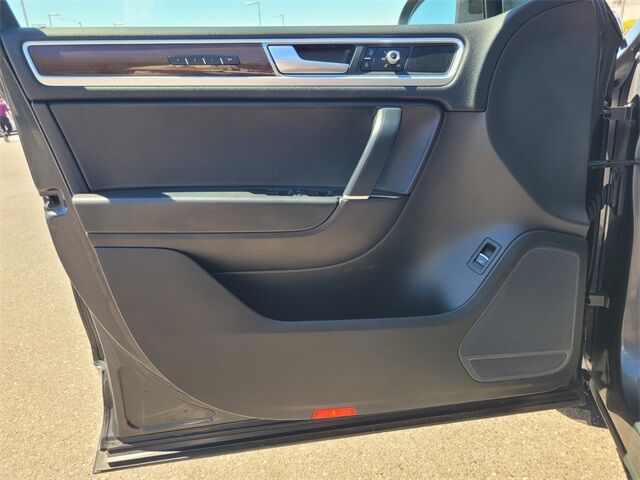 2016 Volkswagen Touareg VR6 FSI Roseville CA
