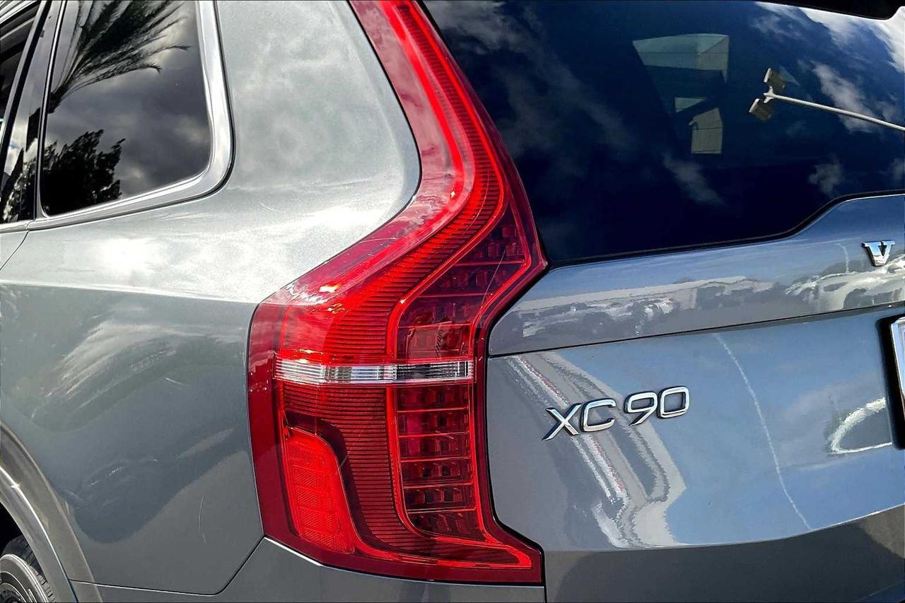 2016 Volvo XC90 T6 Momentum Roseville CA