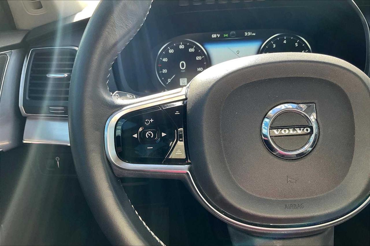 2016 Volvo XC90 T6 Momentum Roseville CA