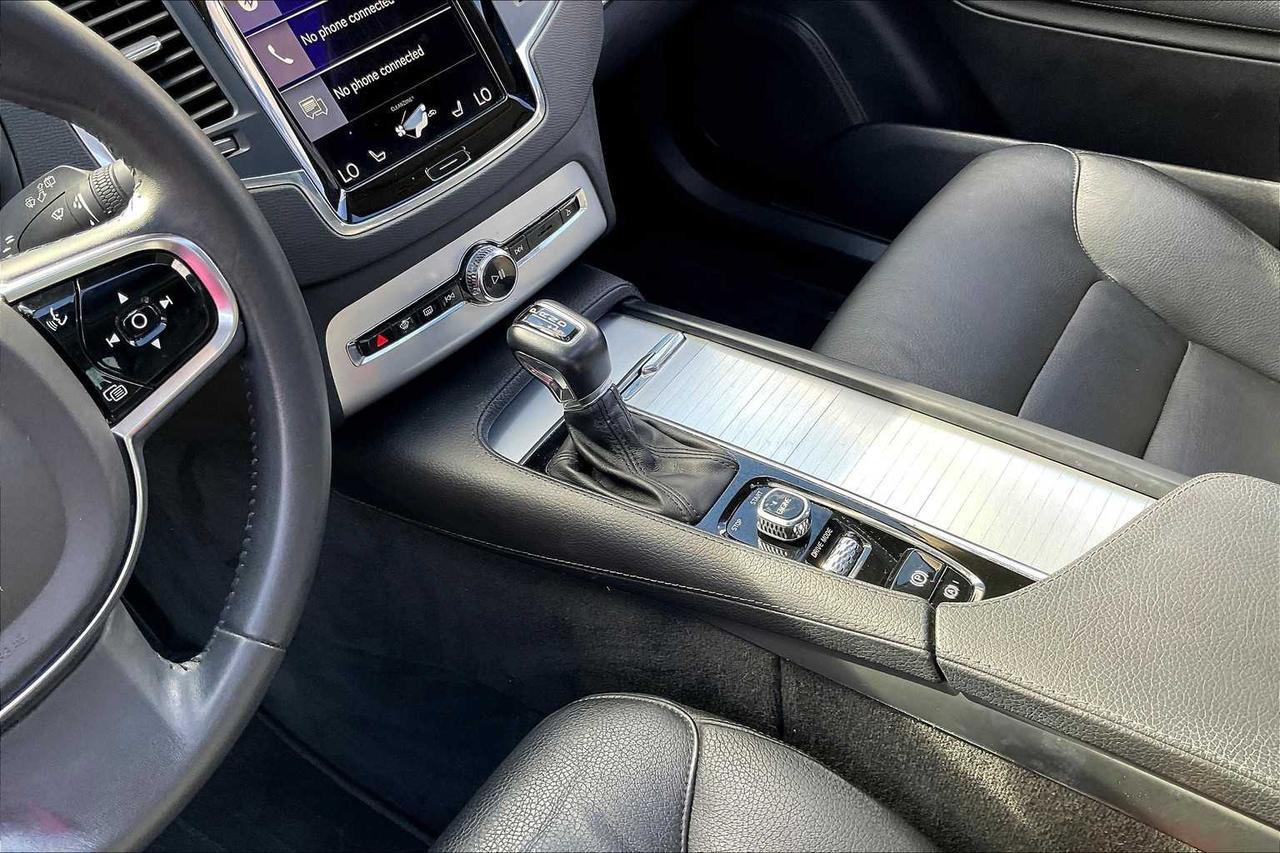2016 Volvo XC90 T6 Momentum Roseville CA