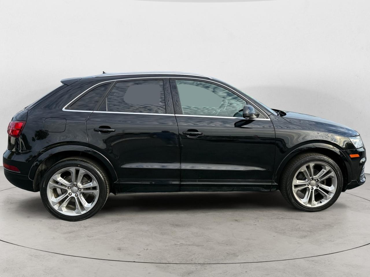 2017 AUDI Q3 PREMIUM PLUS Premium Plus Kansas City MO 2017 AUDI Q3 PREMIUM PLUS Premium Plus Kansas City MO