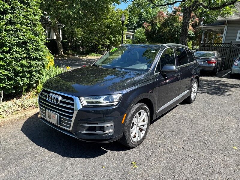 2017 Audi Q7 3.0 TFSI Premium Plus 2017 Audi Q7 3.0 TFSI Premium Plus