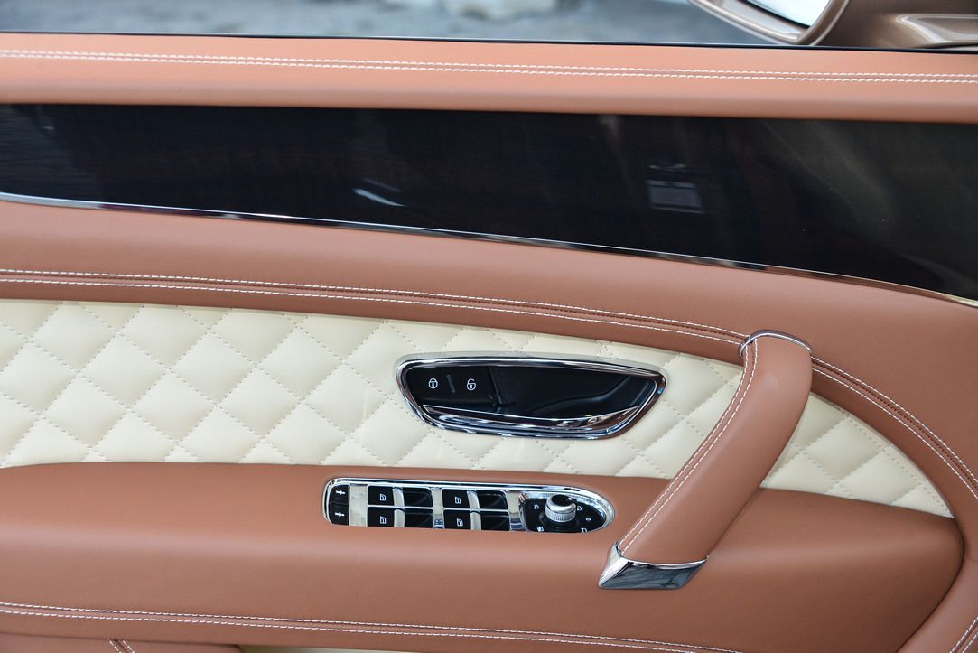 2017 Bentley Bentayga W12 W12 Lawrence KS