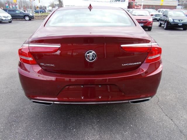 2017 Buick LaCrosse Essence Oshkosh WI