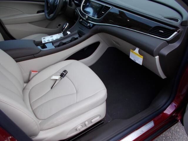 2017 Buick LaCrosse Essence Oshkosh WI