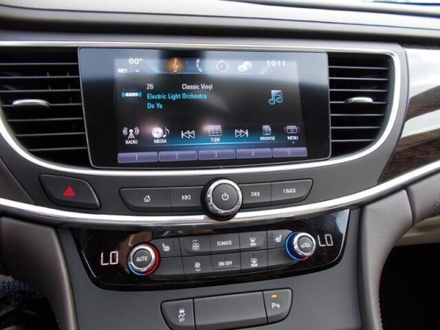 2017 Buick LaCrosse Essence Oshkosh WI