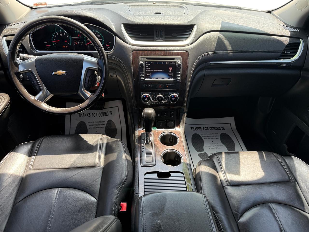 2017 CHEVROLET TRAVERSE 2LT Kansas City MO 2017 CHEVROLET TRAVERSE 2LT Kansas City MO