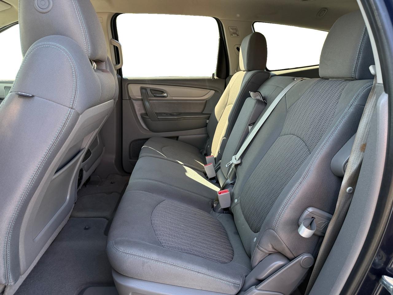 2017 CHEVROLET TRAVERSE LS LS Kansas City MO 2017 CHEVROLET TRAVERSE LS LS Kansas City MO