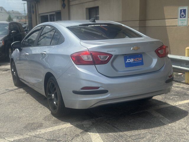 2017 Chevrolet Cruze