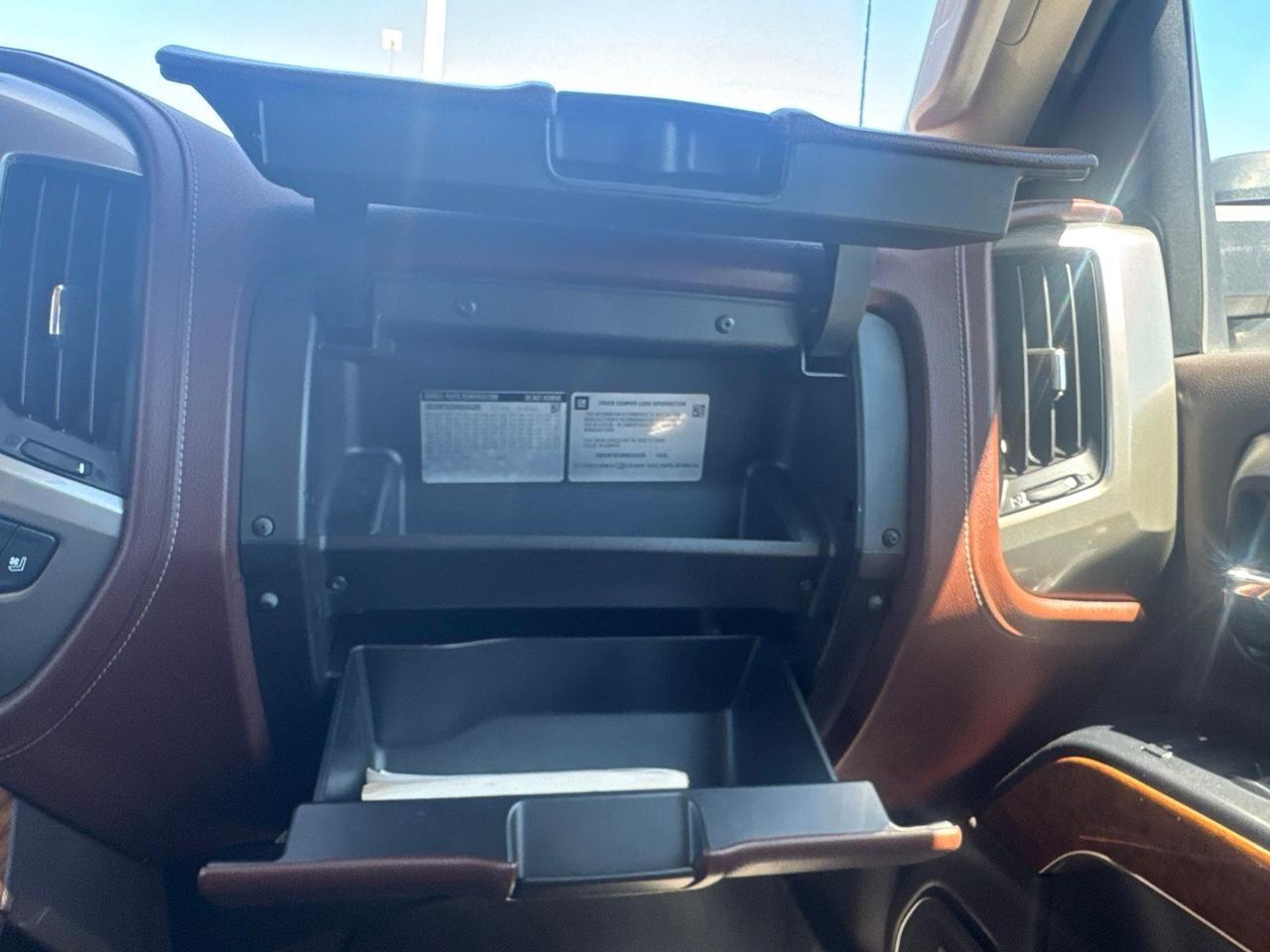 2017 Chevrolet Silverado 1500 High Country Watertown SD 2017 Chevrolet Silverado 1500 High Country Watertown SD