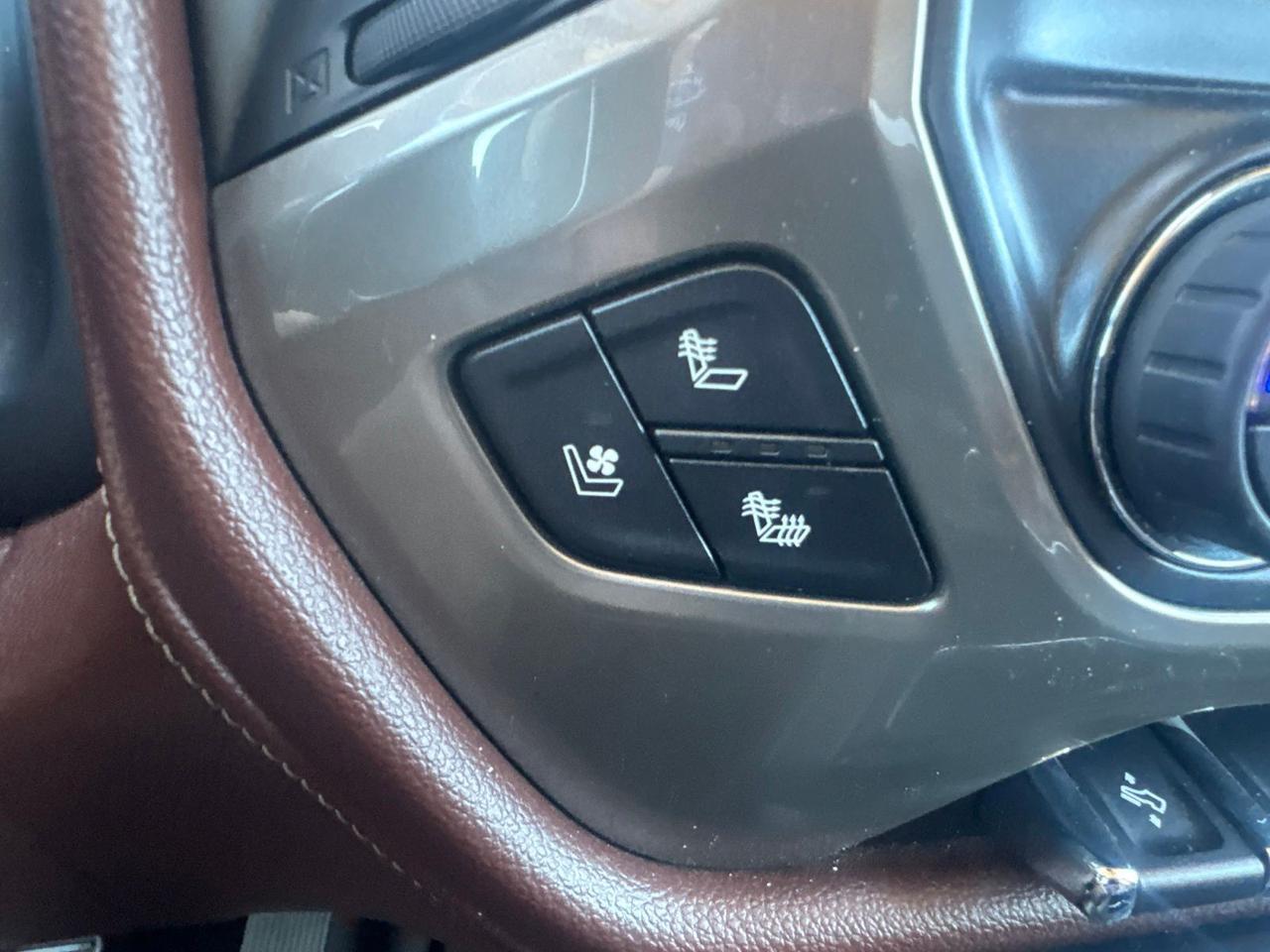 2017 Chevrolet Silverado 1500 High Country Watertown SD 2017 Chevrolet Silverado 1500 High Country Watertown SD