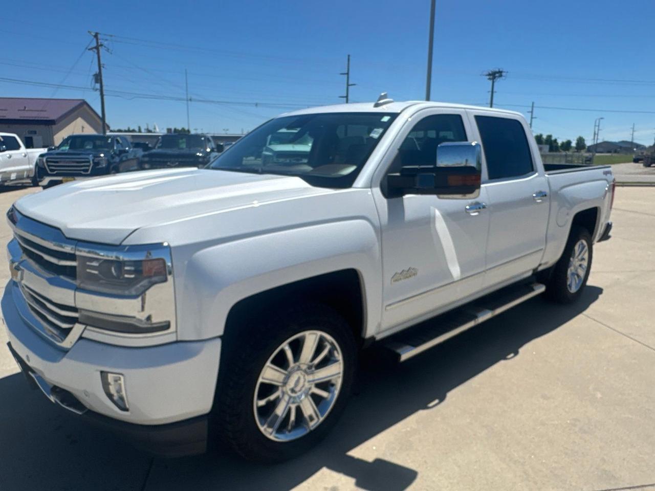 2017 Chevrolet Silverado 1500 High Country Watertown SD 2017 Chevrolet Silverado 1500 High Country Watertown SD