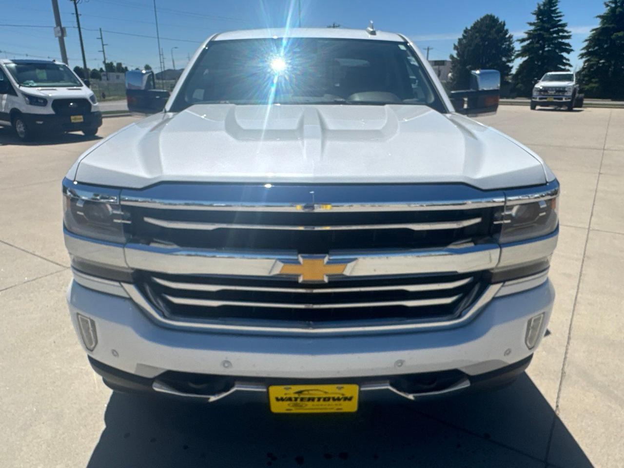 2017 Chevrolet Silverado 1500 High Country Watertown SD 2017 Chevrolet Silverado 1500 High Country Watertown SD