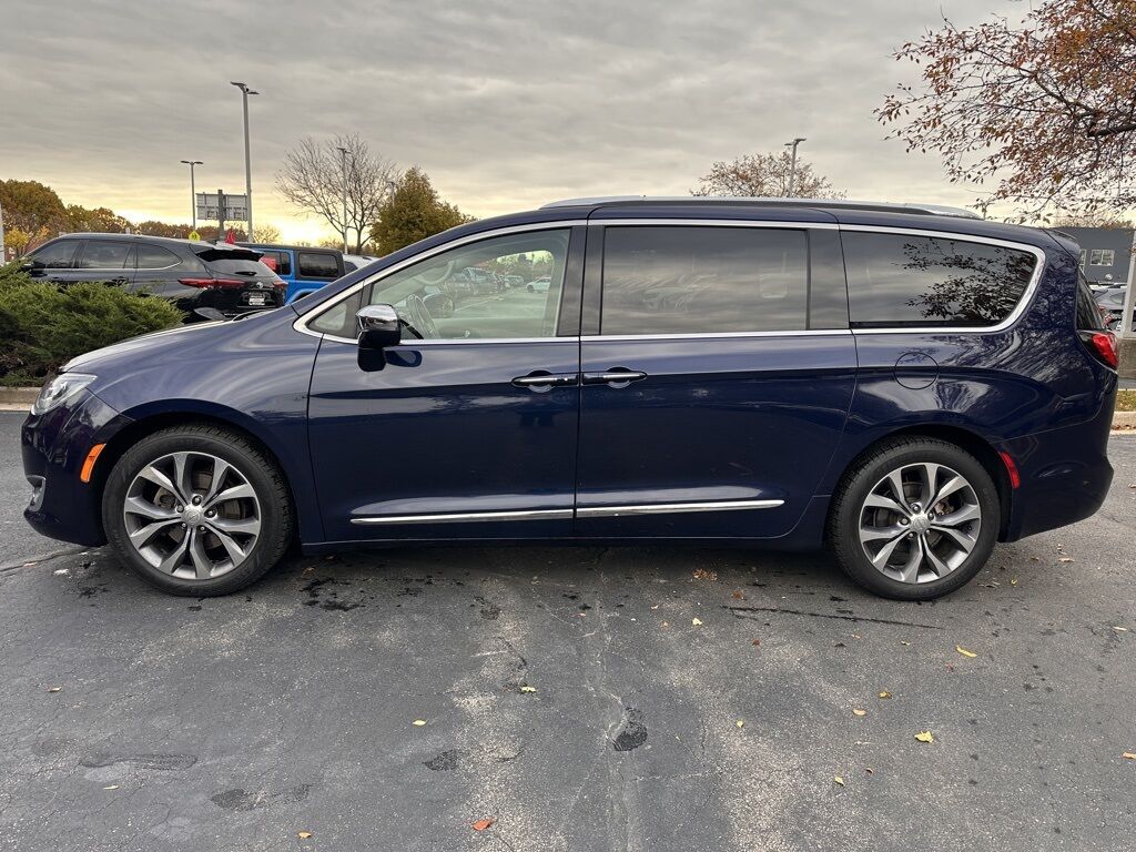 2017 Chrysler Pacifica Limited San Clemente CA 2017 Chrysler Pacifica Limited San Clemente CA