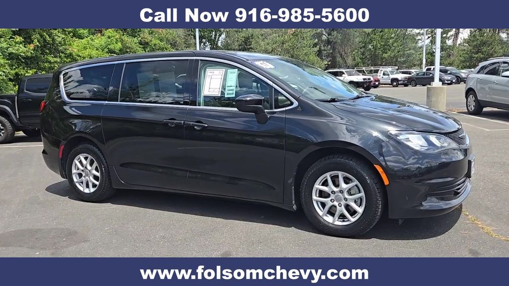 2017 Chrysler Pacifica Touring 2017 Chrysler Pacifica Touring