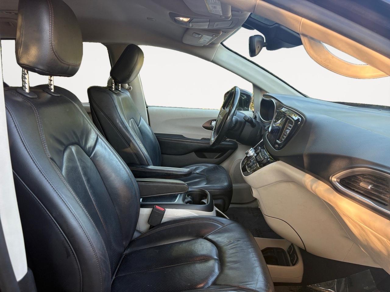2017 Chrysler Pacifica Touring-L Plus, AUTO START/STOP, POWER REAR SLIDING DOORS, POWER LIFTGATE, 360 BACKUP CAMERA, BLIND SPOT ALERT, FORWARD COLLISION WARNING, APPLE CARPLAY/ANDROID AUTO, HEATED STEERING WHEEL & SEATS, 3RD ROW SEATING, TOUR THE ROAD IN THIS CHRYSLER! Virginia Beach VA 2017 Chrysler Pacifica Touring-L Plus, AUTO START/STOP, POWER REAR SLIDING DOORS, POWER LIFTGATE, 360 BACKUP CAMERA, BLIND SPOT ALERT, FORWARD COLLISION WARNING, APPLE CARPLAY/ANDROID AUTO, HEATED STEERING WHEEL & SEATS, 3RD ROW SEATING, TOUR THE ROAD IN THIS CHRYSLER! Virginia Beach VA