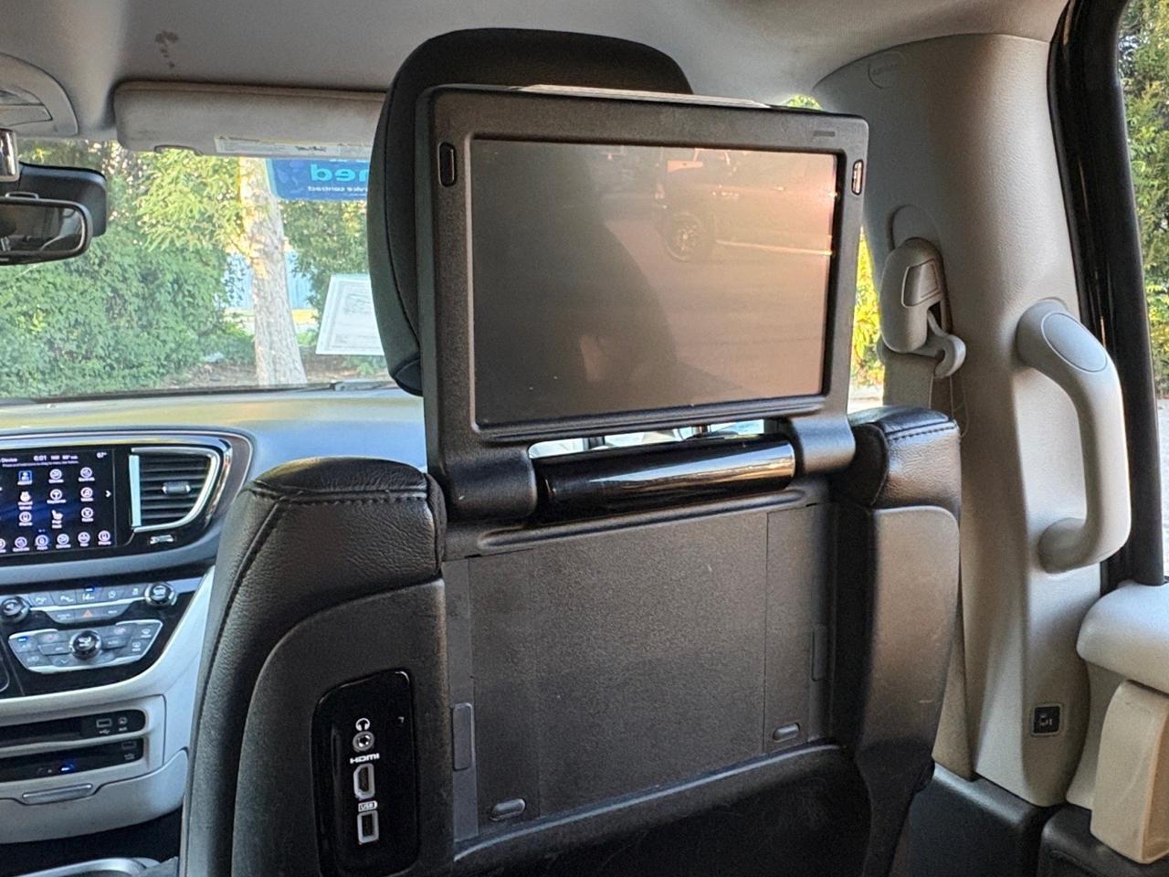 2017 Chrysler Pacifica Touring-L Plus, AUTO START/STOP, POWER REAR SLIDING DOORS, POWER LIFTGATE, 360 BACKUP CAMERA, BLIND SPOT ALERT, FORWARD COLLISION WARNING, APPLE CARPLAY/ANDROID AUTO, HEATED STEERING WHEEL & SEATS, 3RD ROW SEATING, TOUR THE ROAD IN THIS CHRYSLER! Virginia Beach VA 2017 Chrysler Pacifica Touring-L Plus, AUTO START/STOP, POWER REAR SLIDING DOORS, POWER LIFTGATE, 360 BACKUP CAMERA, BLIND SPOT ALERT, FORWARD COLLISION WARNING, APPLE CARPLAY/ANDROID AUTO, HEATED STEERING WHEEL & SEATS, 3RD ROW SEATING, TOUR THE ROAD IN THIS CHRYSLER! Virginia Beach VA