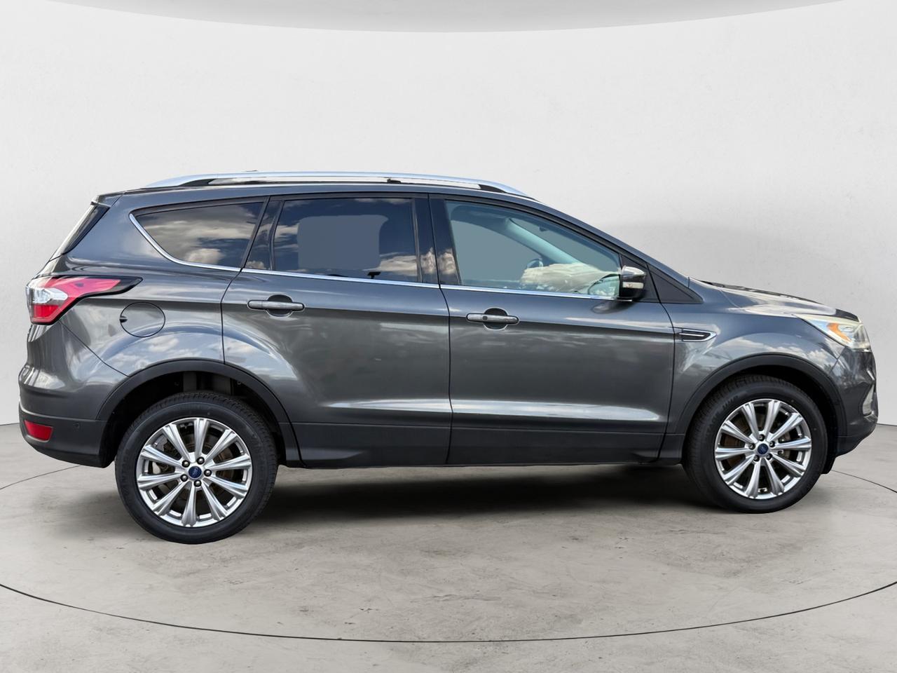 2017 FORD ESCAPE TITANIUM Kansas City MO 2017 FORD ESCAPE TITANIUM Kansas City MO