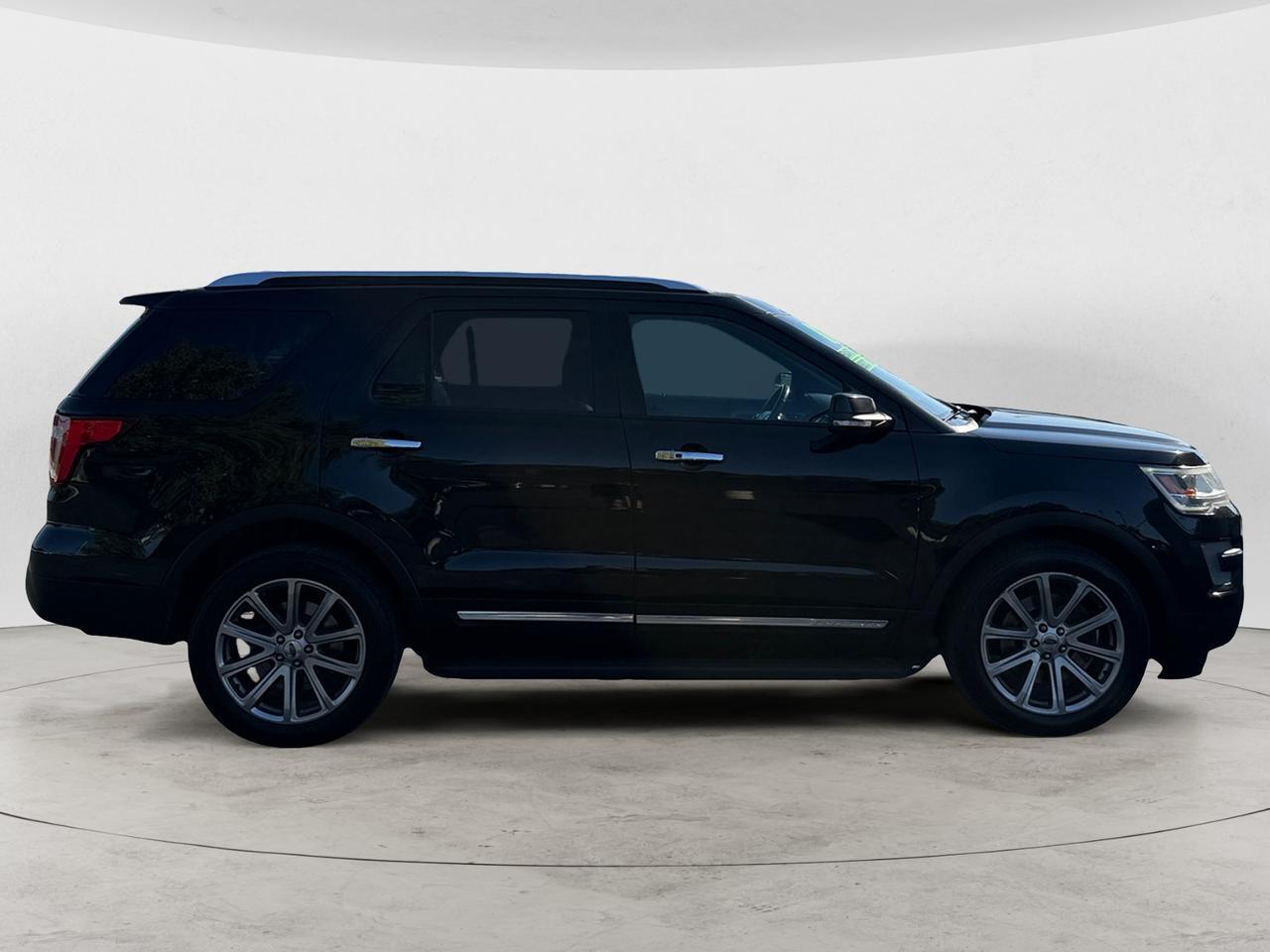 2017 FORD EXPLORER LIMITED Kansas City MO 2017 FORD EXPLORER LIMITED Kansas City MO