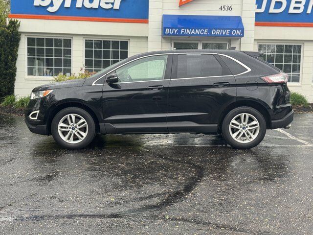 2017 Ford Edge