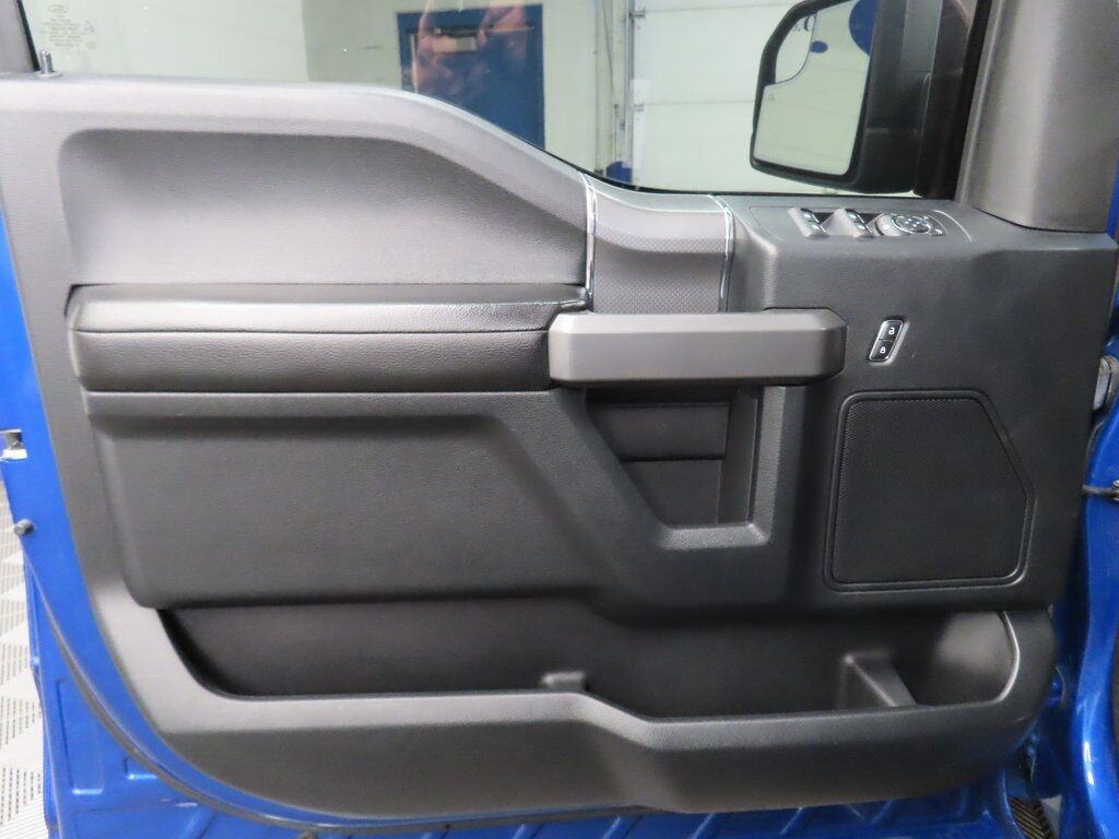 2017 Ford F-150 4x4 SuperCrew XLT Fond du Lac WI 2017 Ford F-150 4x4 SuperCrew XLT Fond du Lac WI