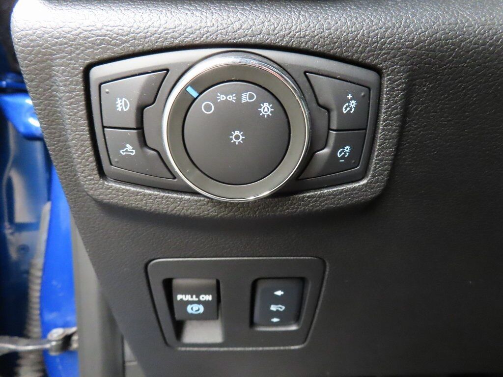 2017 Ford F-150 4x4 SuperCrew XLT Fond du Lac WI 2017 Ford F-150 4x4 SuperCrew XLT Fond du Lac WI